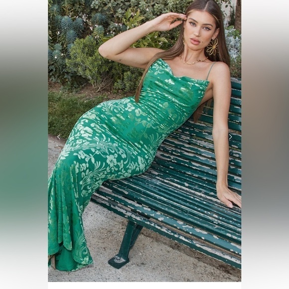 RUNAWAY Pretoria Maxi Dress Emerald Size Small- NWOT- Sold Out Online - Picture 10 of 10